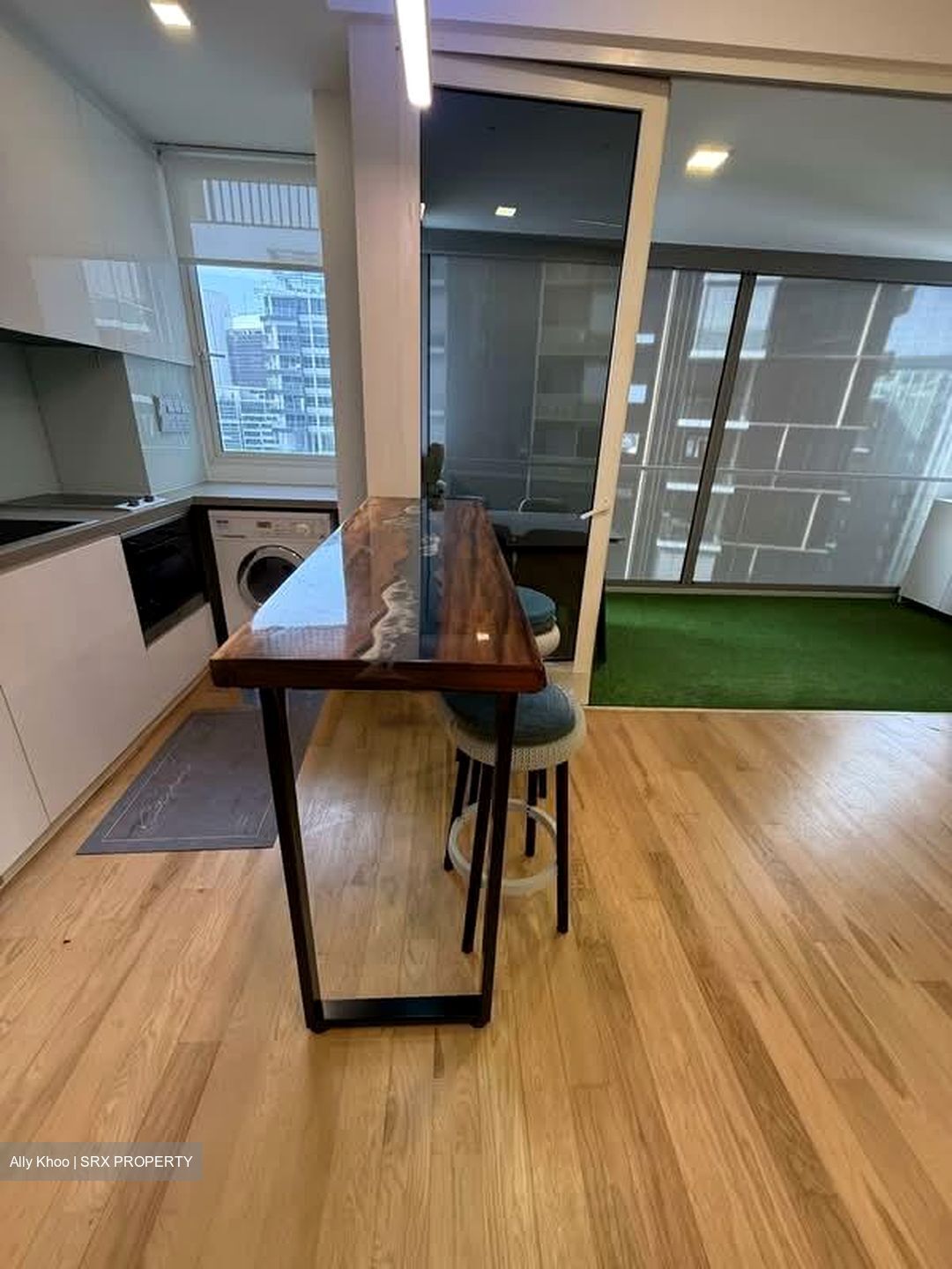 The Peak @ Cairnhill II (D9), Apartment #561370291
